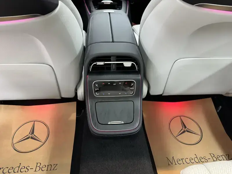 2024 Mercedes-Benz E-Класс с пробегом 6 000 км