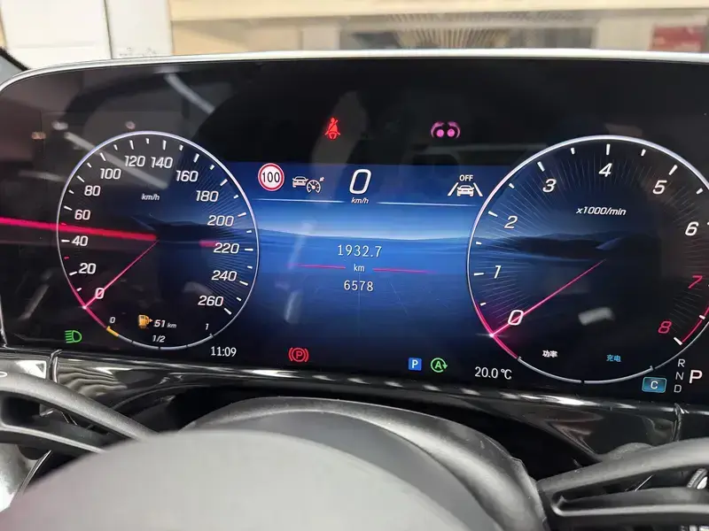 2024 Mercedes-Benz E-Класс с пробегом 6 000 км