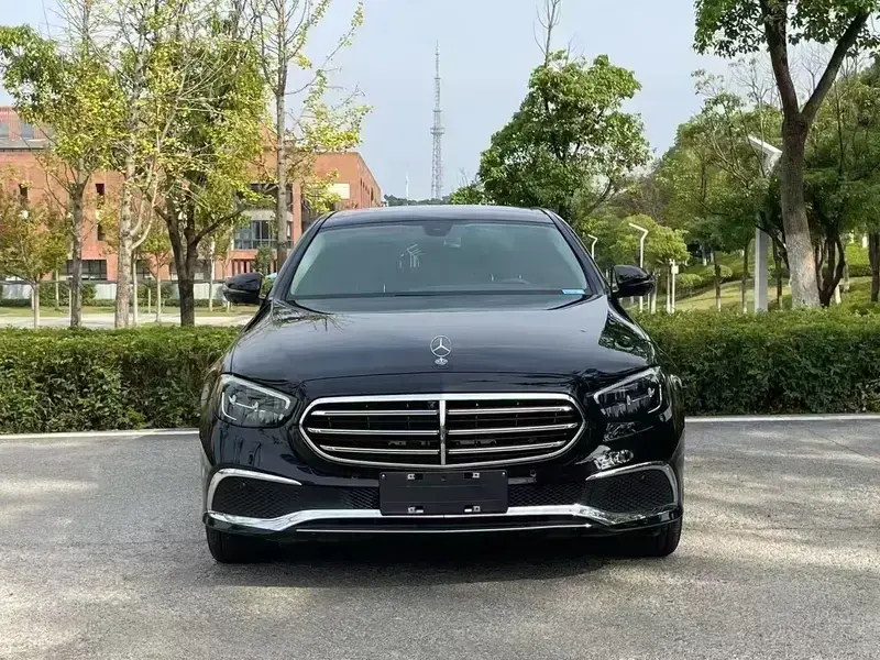 2023 Mercedes-Benz E-Класс с пробегом 28 000 км
