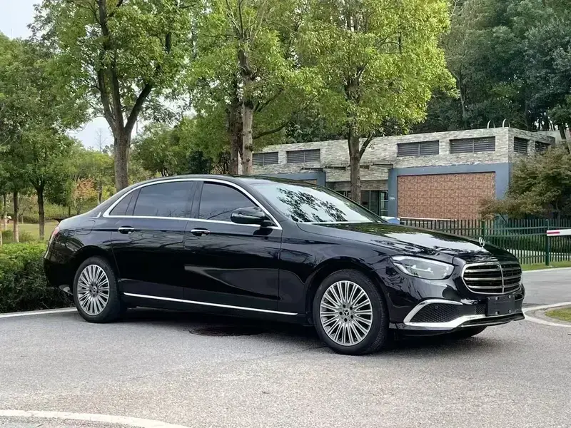 2023 Mercedes-Benz E-Класс с пробегом 28 000 км