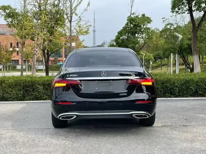 2023 Mercedes-Benz E-Класс с пробегом 28 000 км