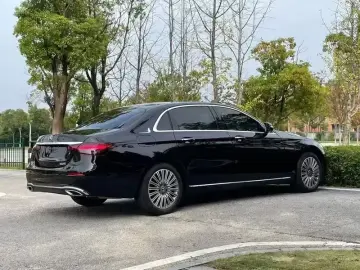 2023 Mercedes-Benz E-Класс с пробегом 28 000 км