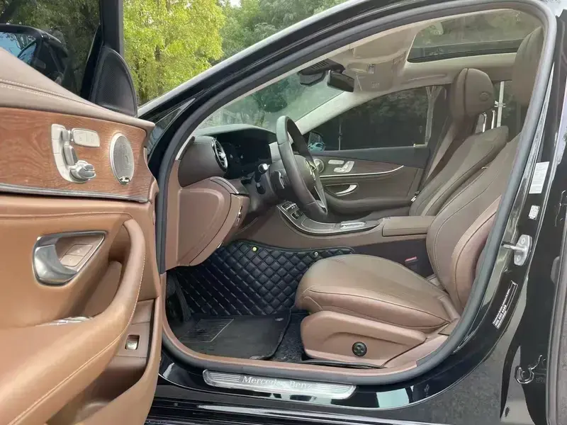 2023 Mercedes-Benz E-Класс с пробегом 28 000 км