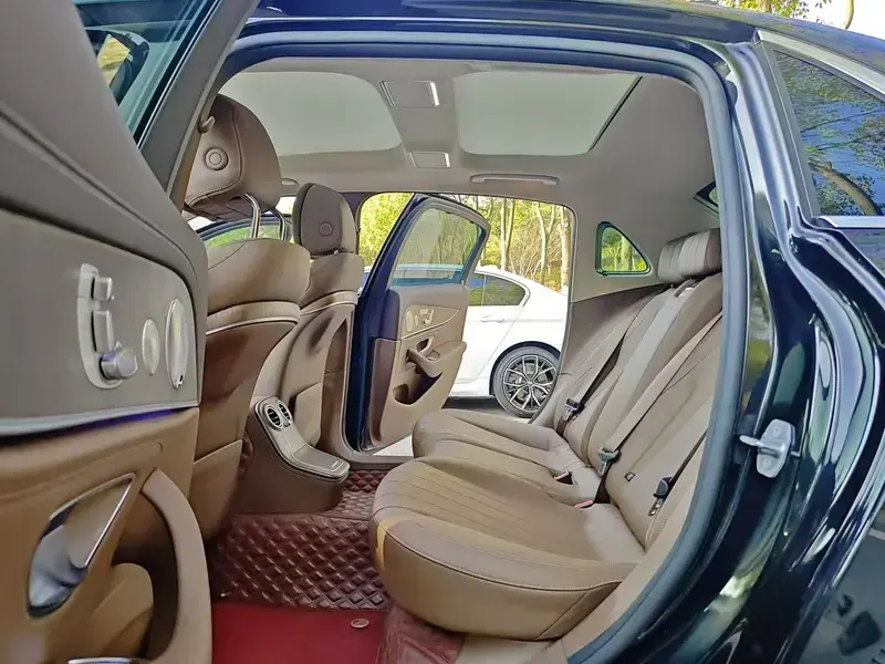 2023 Mercedes-Benz E-Класс с пробегом 28 000 км