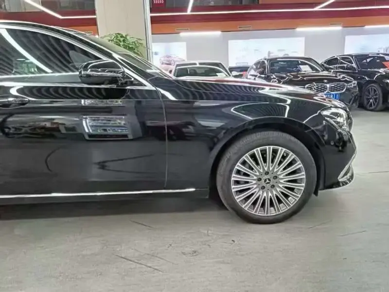 2023 Mercedes-Benz E-Класс с пробегом 41 100 км