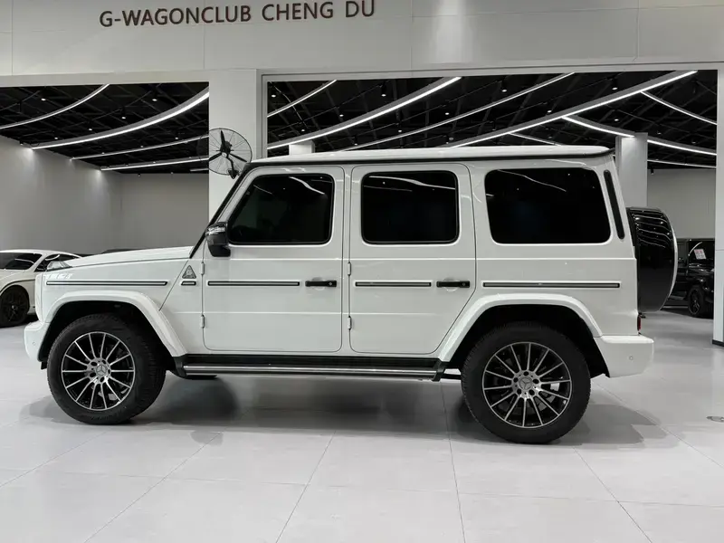 2024 Mercedes-Benz G-Класс с пробегом 9 000 км
