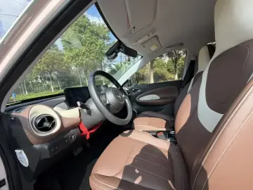 2023 Wuling Binguo с пробегом 38 000 км
