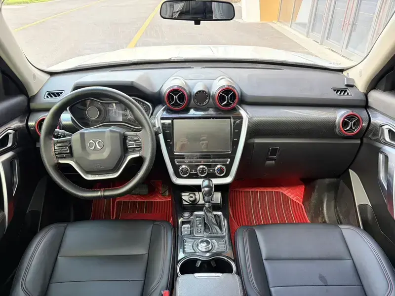 2016 BAIC Beijing Offroad BJ20 с пробегом 56 000 км