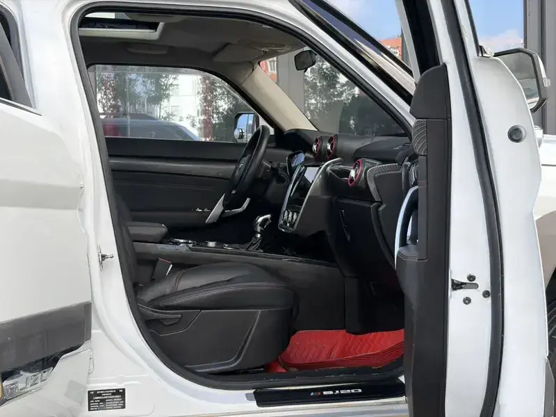 2016 BAIC Beijing Offroad BJ20 с пробегом 56 000 км