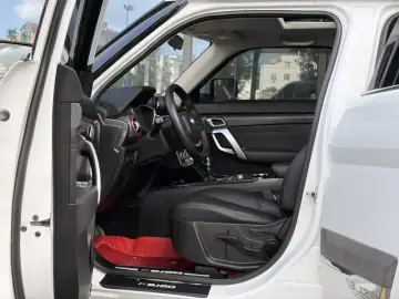 2016 BAIC Beijing Offroad BJ20 с пробегом 56 000 км