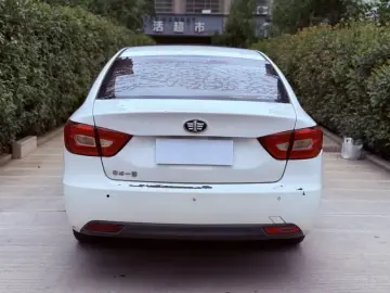 2016 Bestune B30 с пробегом 140 000 км