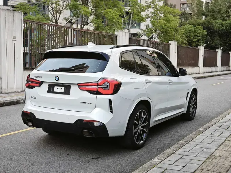 2022 BMW X3 M40i с пробегом 24 000 км