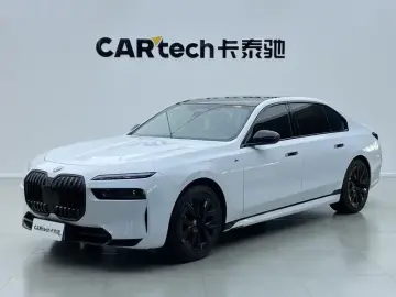 BMW M760Le