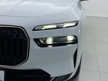 2023 BMW M760Le с пробегом 47 000 км