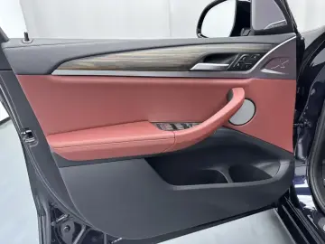 2022 BMW X3 M40i с пробегом 36 000 км