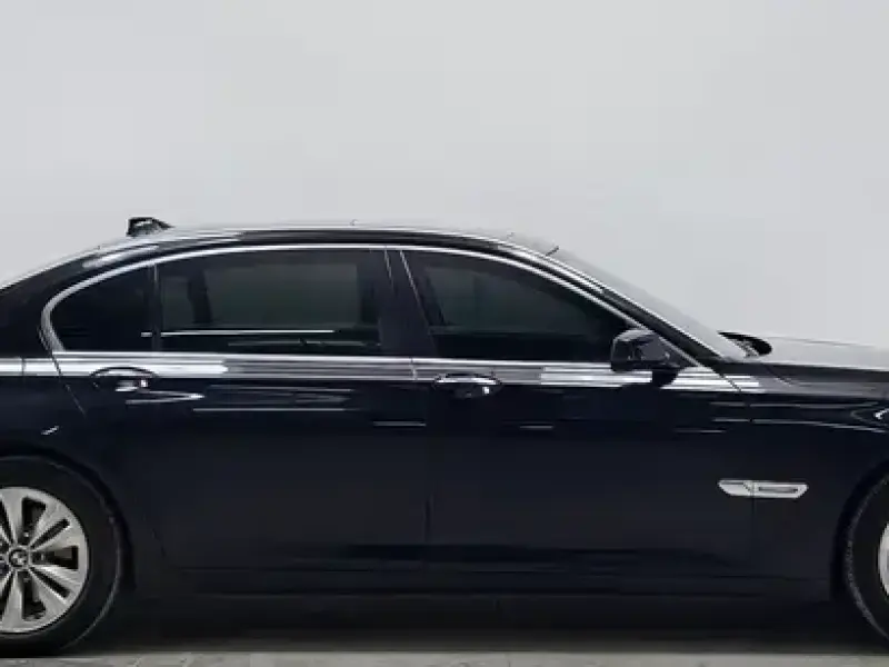 2009 BMW M760Le с пробегом 152 700 км