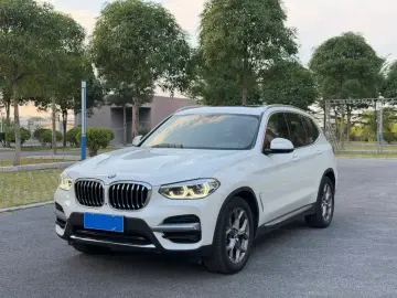 BMW X3 M40i