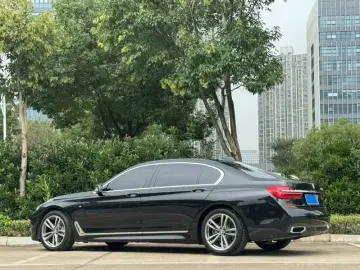 2018 BMW M760Le с пробегом 54 000 км