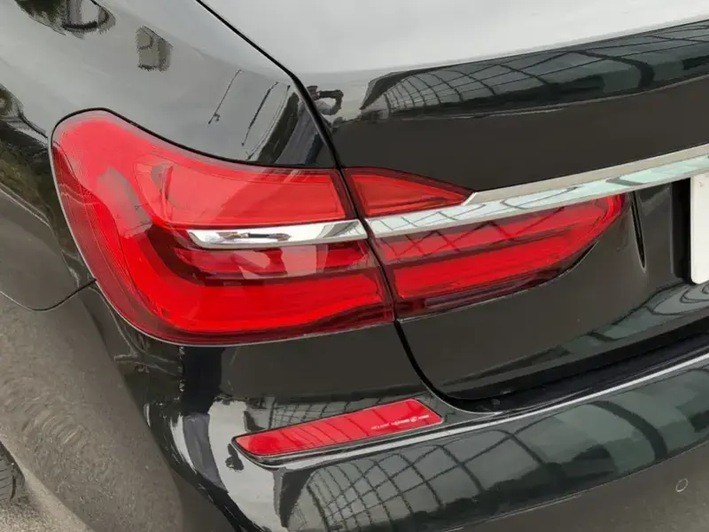 2018 BMW M760Le с пробегом 24 000 км