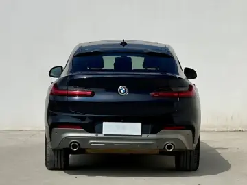 2020 BMW X4 M40i с пробегом 108 000 км