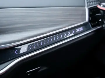 2023 BMW X5 New Energy(Imported) с пробегом 33 400 км