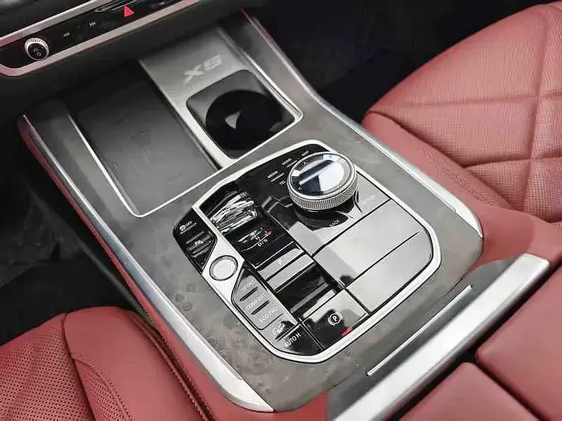 2025 BMW X5 New Energy(Imported) с пробегом 23 000 км