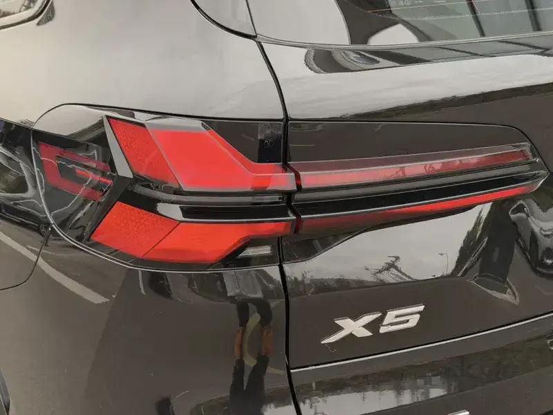 2025 BMW X5 New Energy(Imported) с пробегом 17 000 км