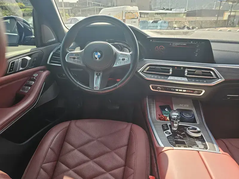 2022 BMW X5 New Energy(Imported) с пробегом 49 000 км