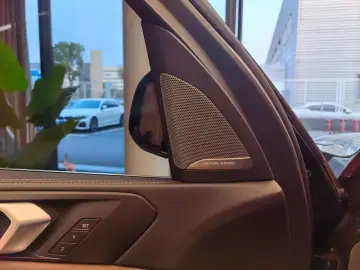 2023 BMW X5 New Energy(Imported) с пробегом 34 300 км