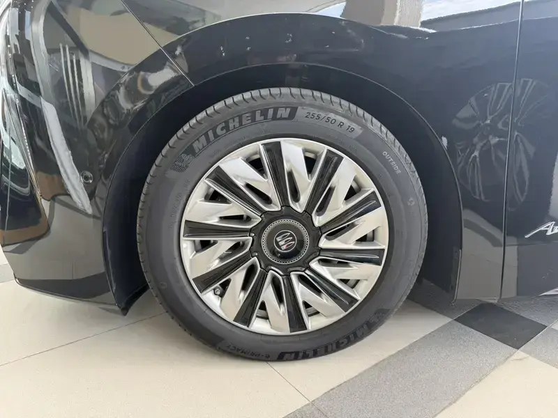 2026 Buick Zhijing Shijia с пробегом 3 000 км