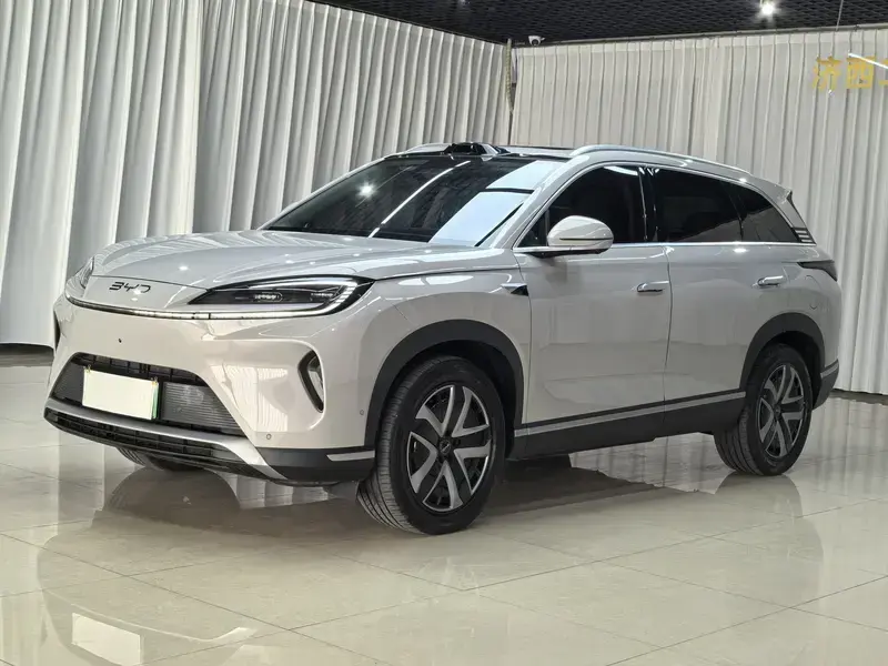 2025 BYD Hai Shi 07 DM-i с пробегом 31 000 км
