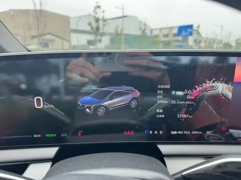 2024 Cadillac IQ Ao Ge с пробегом 37 000 км