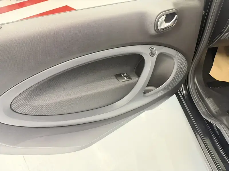2019 Brabus smart fortwo с пробегом 22 000 км