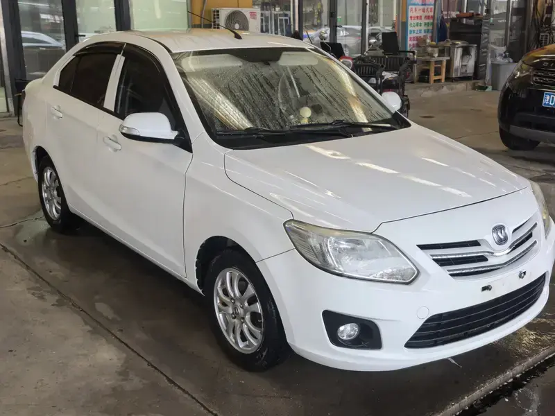2012 Changan Yuexiang V3 с пробегом 70 000 км
