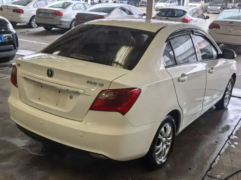 2012 Changan Yuexiang V3 с пробегом 70 000 км