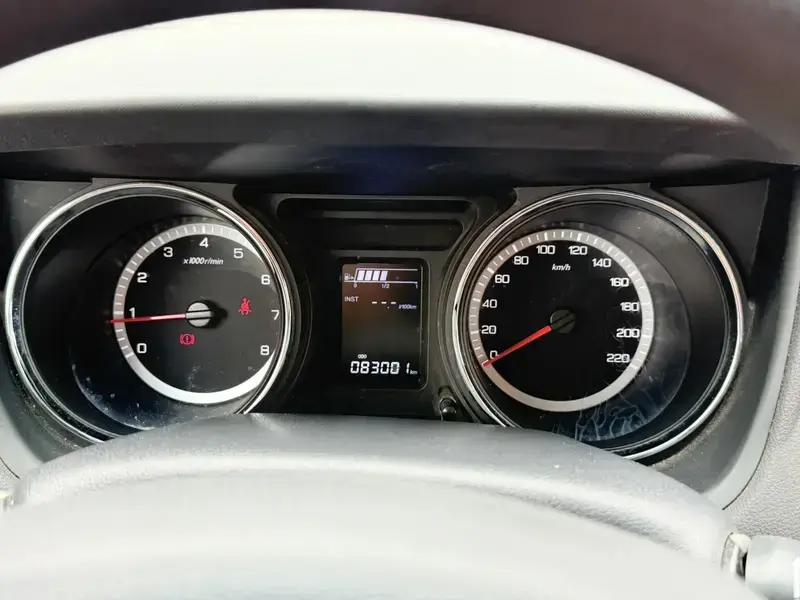 2016 Dongfeng Dongfeng Fengshen A60 с пробегом 83 000 км