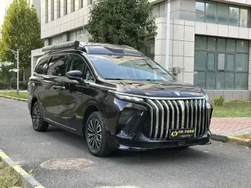 2026 Forthing Starlight V9 с пробегом 13 000 км