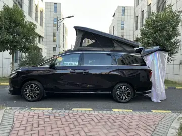 2026 Forthing Starlight V9 с пробегом 13 000 км