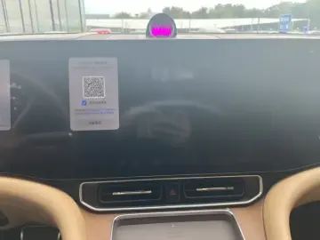 2024 Aito AITO M9 с пробегом 39 000 км