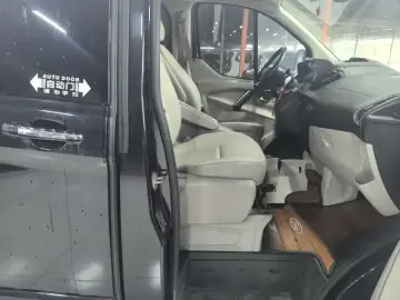 2017 Ford Tourneo с пробегом 60 000 км