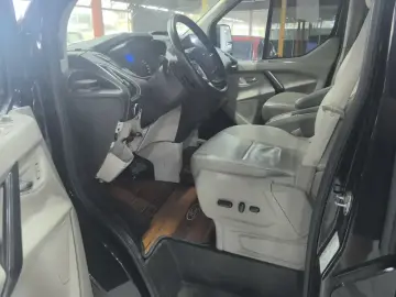 2017 Ford Tourneo с пробегом 60 000 км
