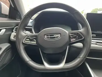 2022 Geely Classic Emgrand с пробегом 32 100 км