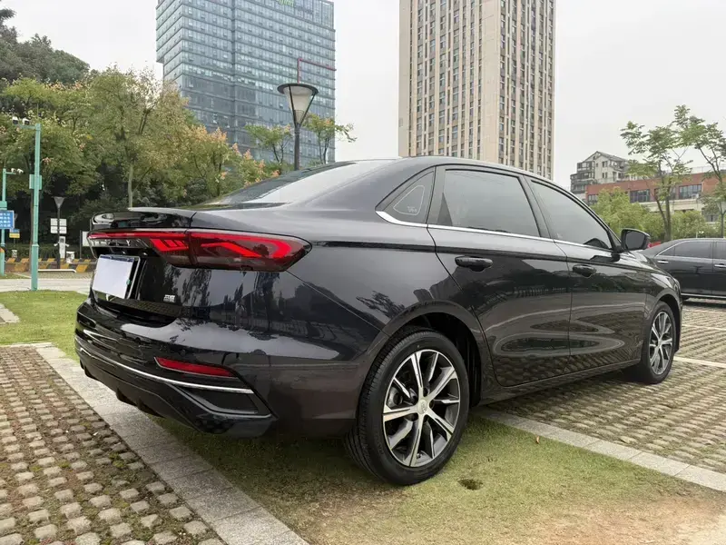 2023 Geely Classic Emgrand с пробегом 28 000 км