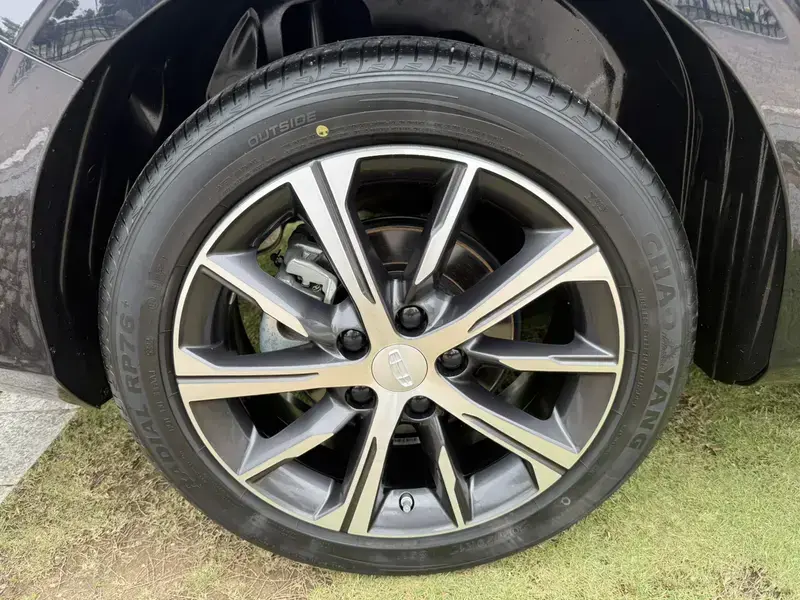 2023 Geely Classic Emgrand с пробегом 28 000 км
