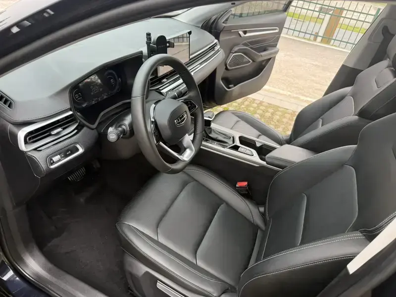 2023 Geely Classic Emgrand с пробегом 28 000 км