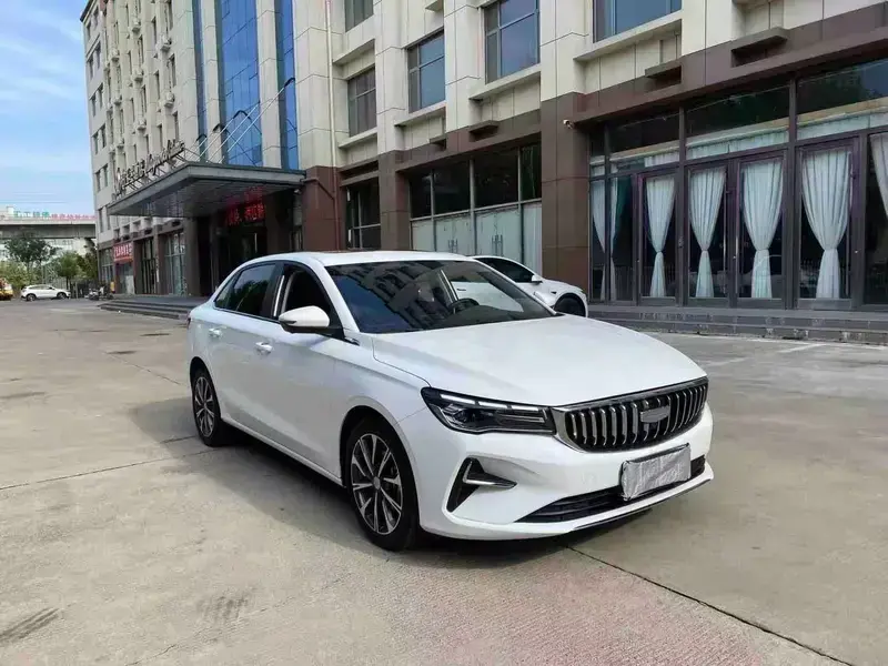 2025 Geely Classic Emgrand с пробегом 23 000 км