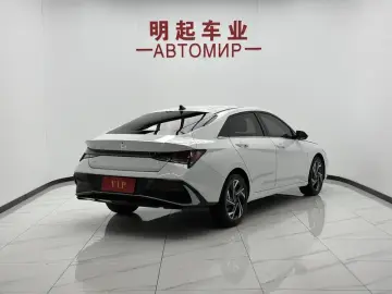 2023 Hyundai Elantra Plug-in Hybrid с пробегом 28 000 км