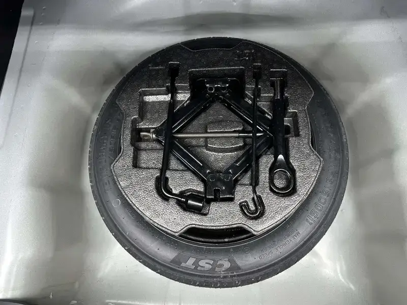 2023 Hyundai Elantra Plug-in Hybrid с пробегом 28 000 км