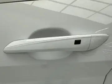 2023 Hyundai Elantra Plug-in Hybrid с пробегом 28 000 км
