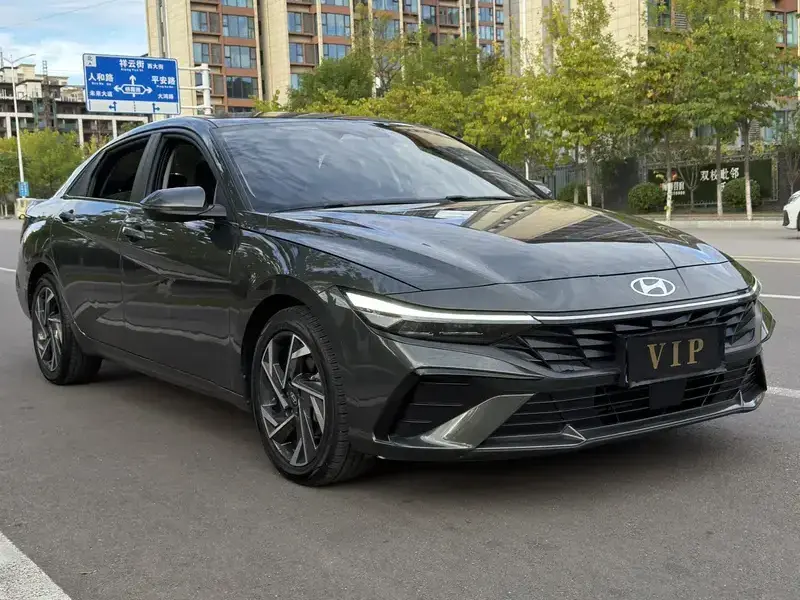 2023 Hyundai Elantra Plug-in Hybrid с пробегом 18 000 км